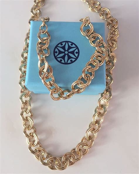 collar versace mujer precio|Joyería de marca para mujer .